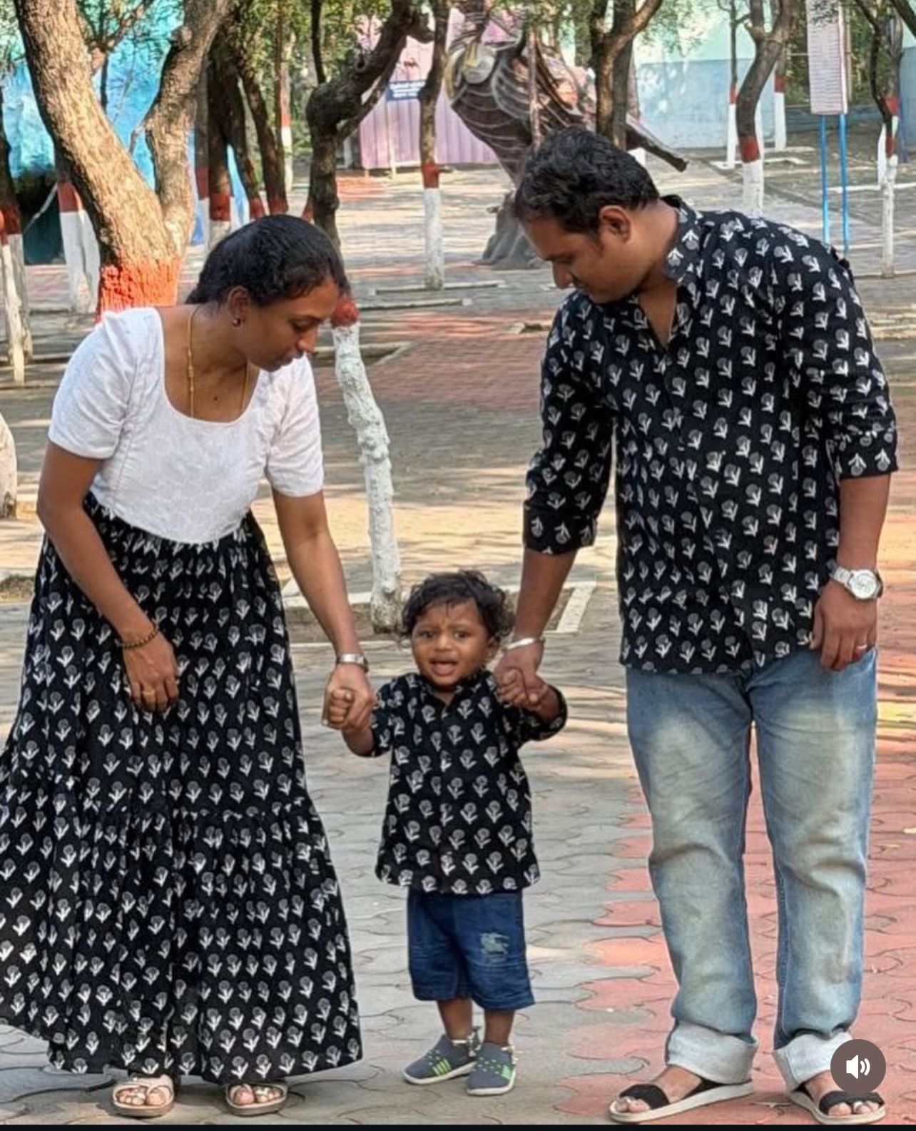 Hakoba+Cotton Black Dress - Image 2