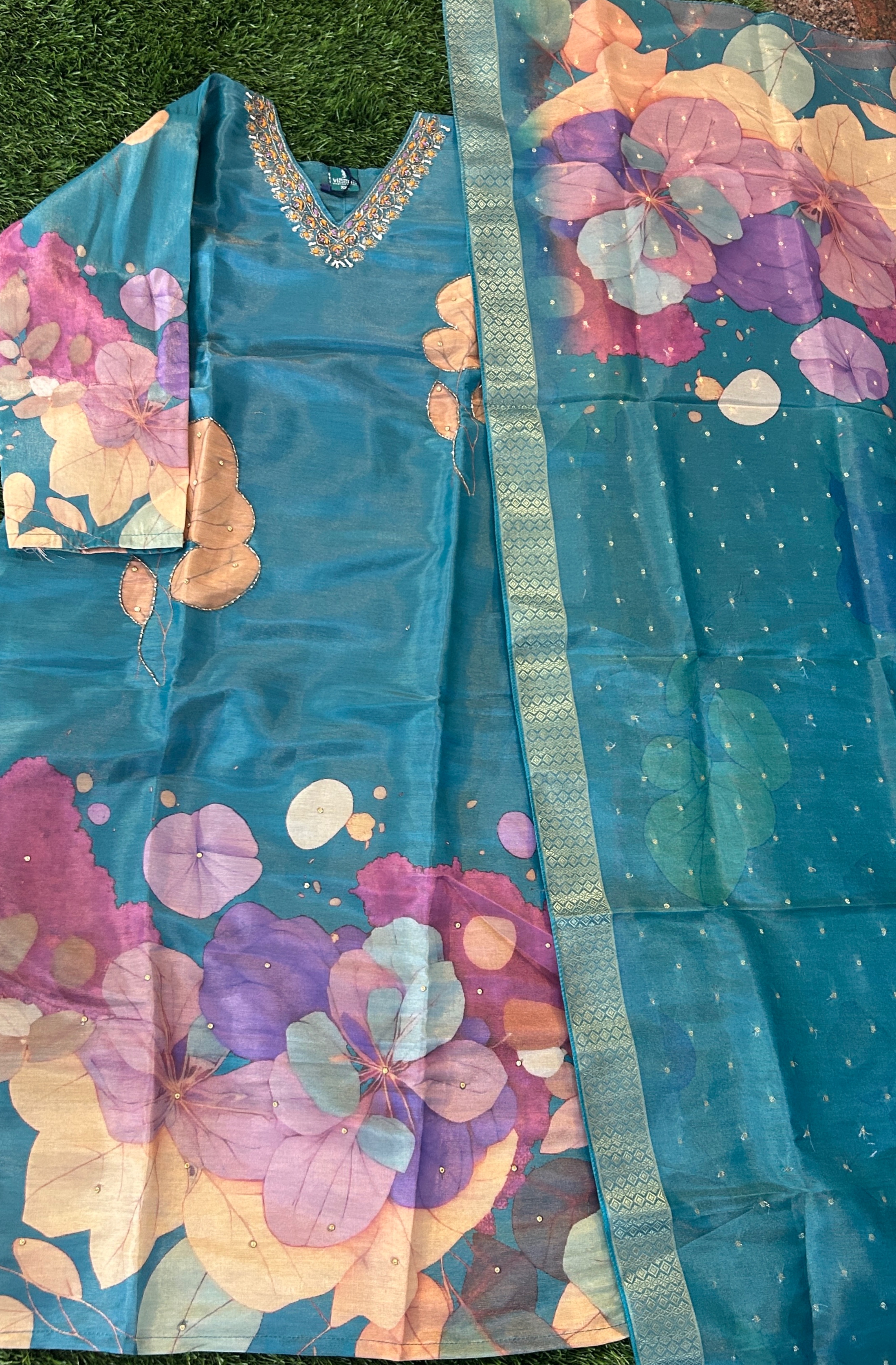 Sea blue magic 3 piece set  - Image 2